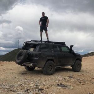 Meet your Posher, Blake